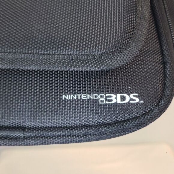 Nintendo 3DS Super Mario Carrying Case Travel Bag Transporter Black Video Games - Picture 6 of 16